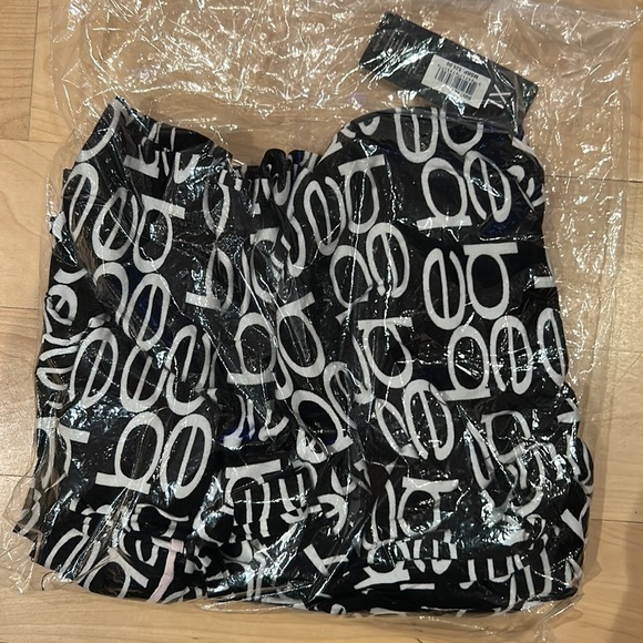 bebe Printed Logo Sleep Pant, NWT, size XL - Black - Picture 2 of 3